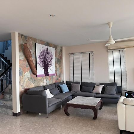 Absolute Beachfront Villa Ban Huai Yang Екстериор снимка
